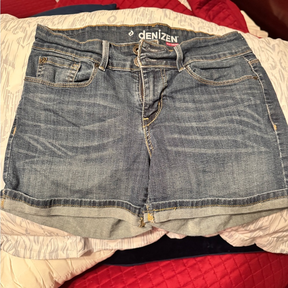 Denizen from Levi's Women's Classic Blue Jean Shorts